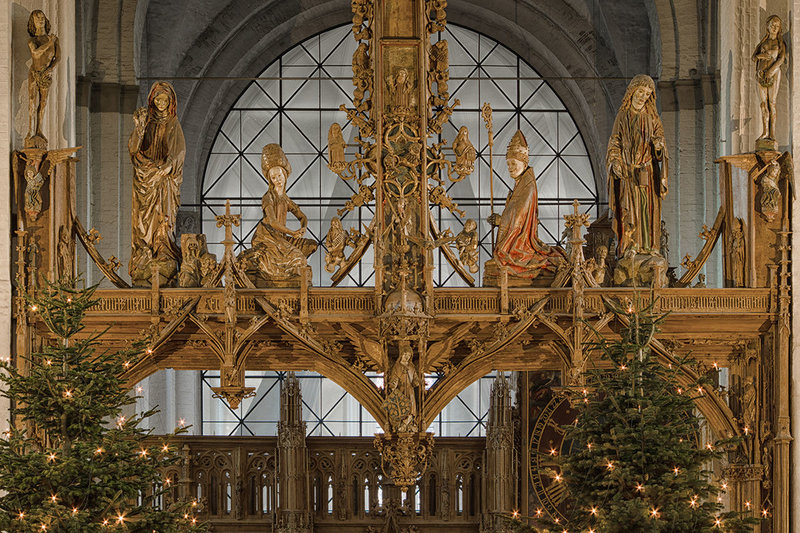 Weihnachten unter dem Triumphkreuz im Dom 